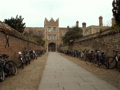 Gatehouse at Jesus College, Cambridge © Robert Edwards cc-by-sa/2.0 ...