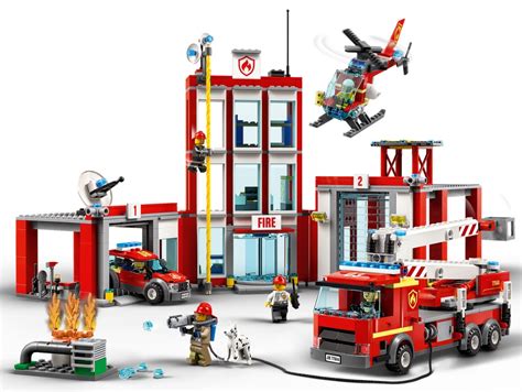 UK Exclusive: LEGO City 77943 Fire Station Starter Set & 77944 Fire ...