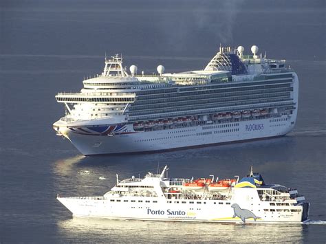 Cruise ship Ventura diverts • Madeira Island News