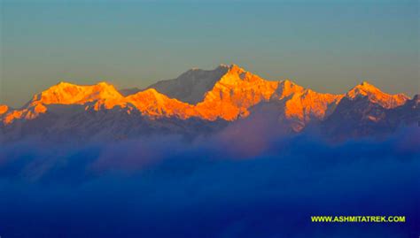 Darjeeling Tiger Hill Sunrise and Hike | Ashmita Trek and Tours