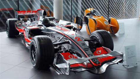 Touring the Boulevard at the McLaren Technology Centre - Autoblog