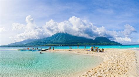 Camiguin's Mt Hibok Hibok Volcano by Raymond Low - Photo 15822093 / 500px