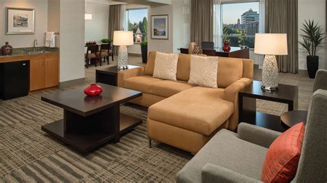 Hilton Vancouver Washington from $133. Vancouver Hotel Deals & Reviews ...