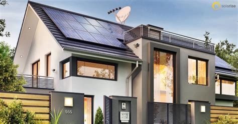 Long-term Benefits of Rooftop Solar Panels to Environment