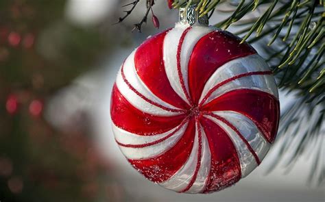 Christmas Ornaments Wallpapers - Wallpaper Cave