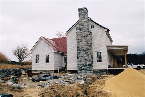 Old farmhouse restoration - Handmade Houses with Noah Bradley