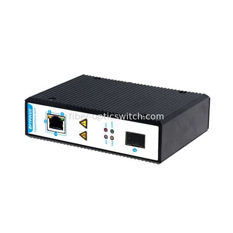 Wall - Mount Industrial Ethernet Switch 1 Port Supports Daisy - Chain ...