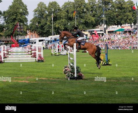 horse jumping competition Stock Photo - Alamy