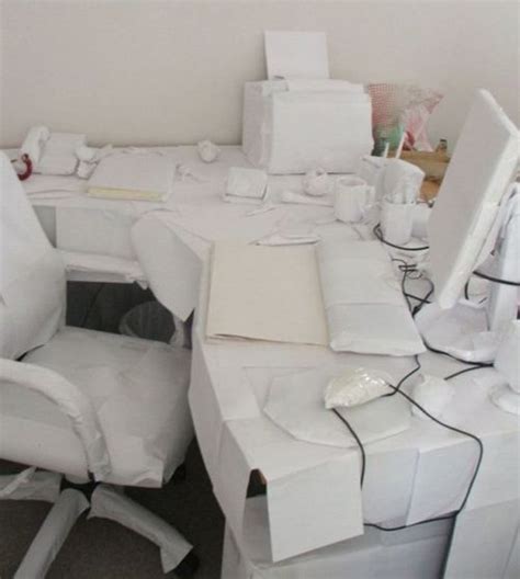 Curious, Funny Photos / Pictures: Awesome office cubicle pranks - 21 Pics