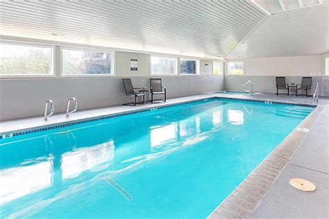 10 RV Parks with Indoor Pools (Weatherproof your Trip!)