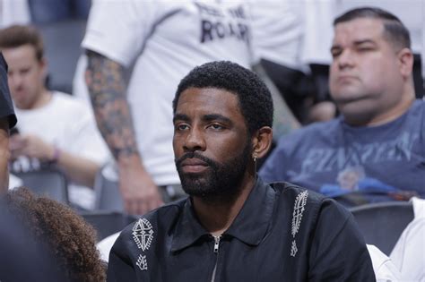 Kyrie Irving, David Portnoy seemingly agree to pickup game