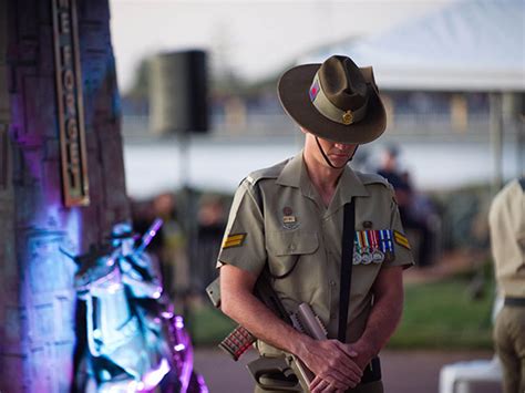 The Traditions of ANZAC Day | Latest News | RSL Queensland