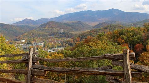 15 Best Places to See the Fall Colors in Gatlinburg and Great Smoky ...