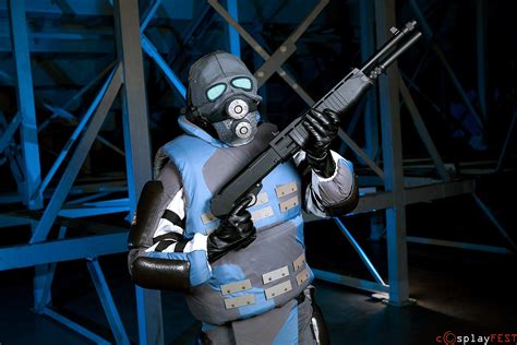 Half-Life 2 Combine Soldier Cosplay by Andvaol on DeviantArt