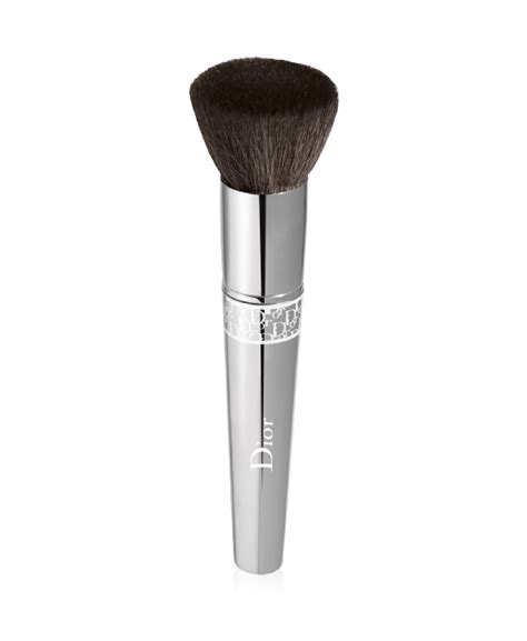 Dior Powder Foundation Brush | Tools | BeautyAlmanac