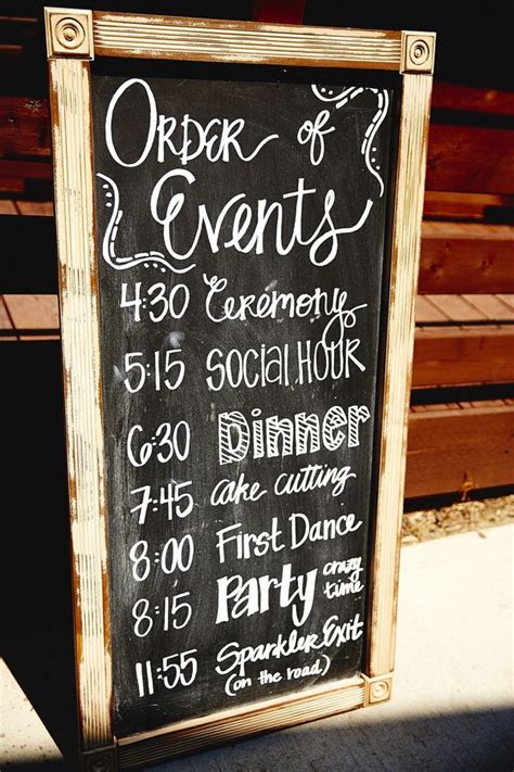 20 Chic Rustic Chalkboard Wedding Sign Ideas - EmmaLovesWeddings