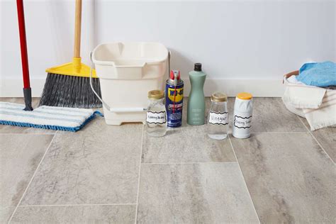 How to Clean Tile Floor at your Home