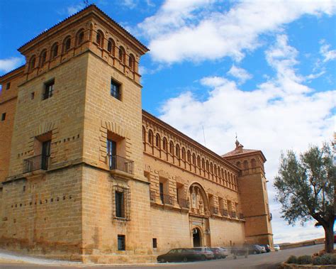 Parador of Alcaniz, Teruel : A castle, convent, monument Parador