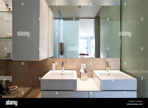 contemporary house, bathroom Stock Photo - Alamy