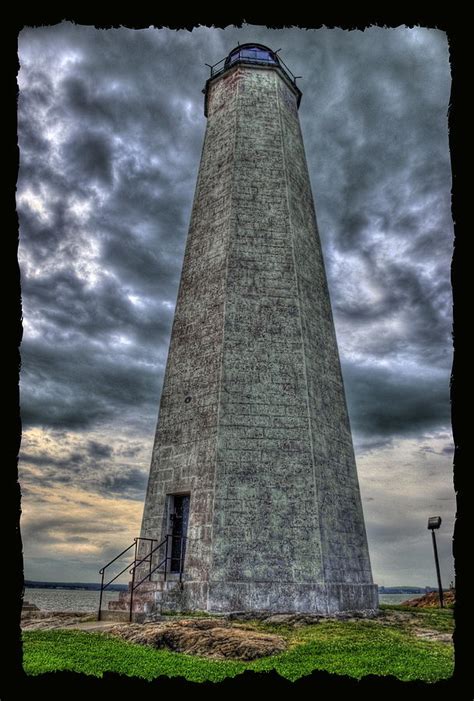 New Haven Lighthouse - HDR Photograph by Frank Garciarubio - Pixels