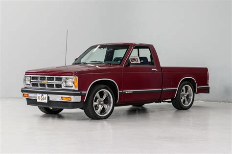 1993 Chevrolet S10 Catalog and Classic Car Guide, Ratings and Features ...