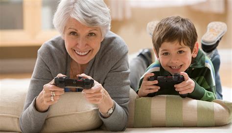 Adults playing Video Games: Why it's a non-issue | 2Game.com