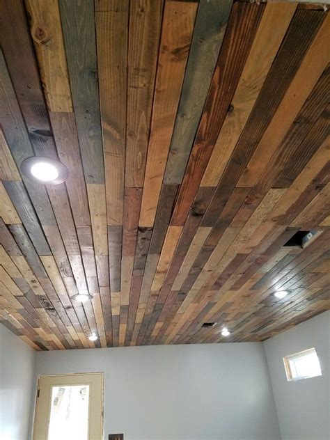 Exploring The Benefits Of A Wood Pallet Ceiling - Ceiling Ideas