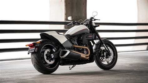 Harley Davidson FXDR 114 India Launch Price Specs