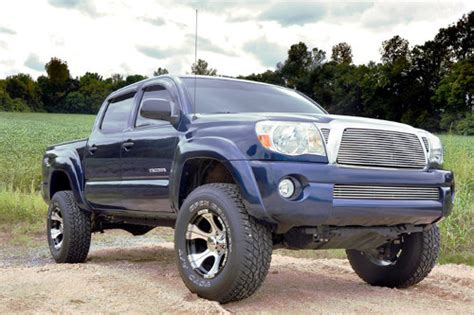 Big Ford Trucks: Ford Truck Accessories - Some of the Basic Accessories