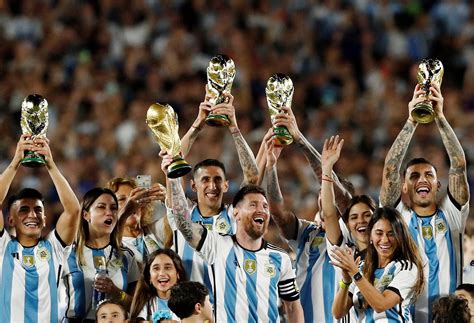 Messi goal tops off Argentina's homecoming celebration