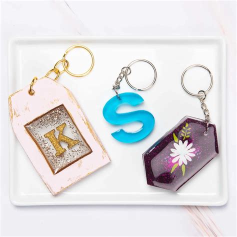 DIY Resin Keychains Make Great Handmade Gifts - Mod Podge Rocks