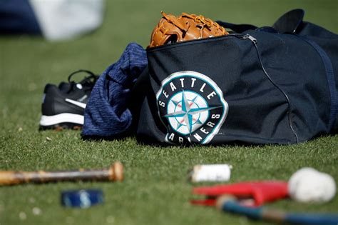 Mariners Spring Training Roster Moves