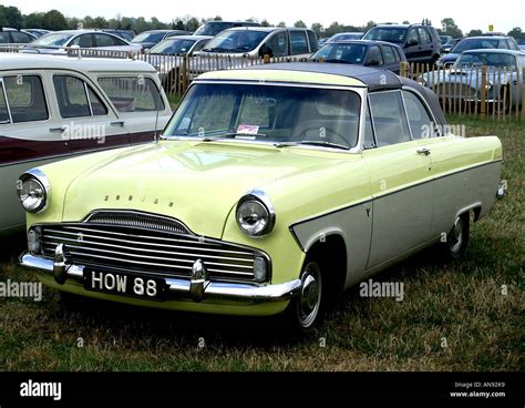 Convertible ford zephyr zodiac hi-res stock photography and images - Alamy