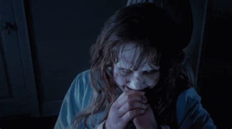 Exorcist Possessed GIF - Exorcist Possessed Creepy - Discover & Share GIFs