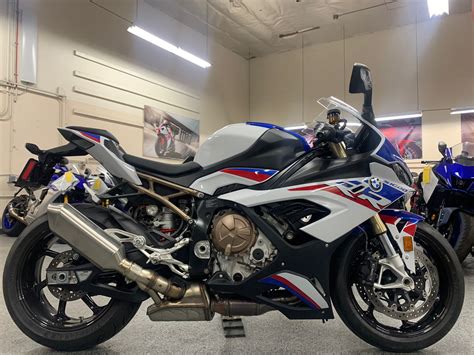 2020 BMW S1000RR M PACKAGE + CARBON WHEELS - 6000 Miles | AK Motors