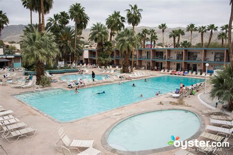 Desert Hot Springs Spa Hotel Review: What To REALLY Expect If You Stay