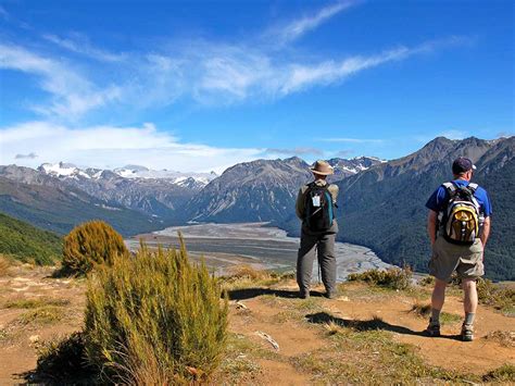 New Zealand Hiking Tours | Hiking New Zealand | Walking Tours