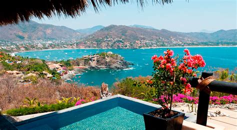 Zihuatanejo Bay 101: Your Guide to This Charming Beach Town - Villas by ...