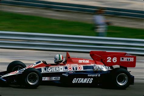 1984 Ligier JS32 - Renault | Auto da corsa, Auto, Corsa