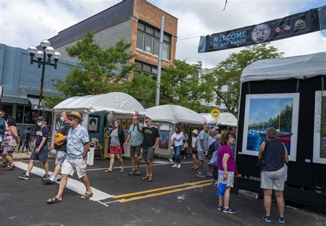 See photos as Ann Arbor Art Fair heads into fair-weather weekend ...