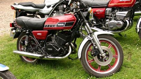 9 Vintage Yamaha Two Stroke Motorcycles - Timeless 2 Wheels