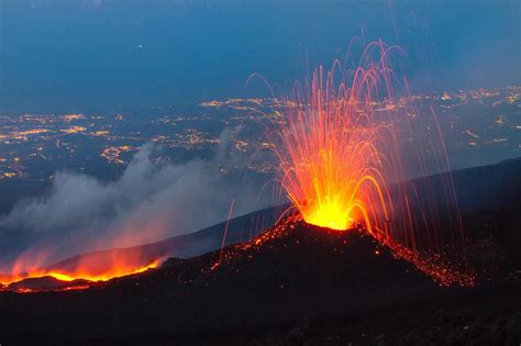 These Major Cities Are Very Close to Active Volcanoes