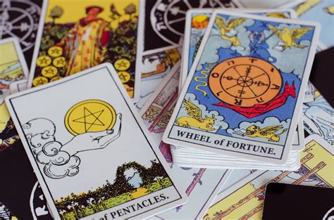 Understanding The Basic Tarot Card Meanings