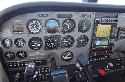 Cessna 172 Cockpit Diagram | Quizlet