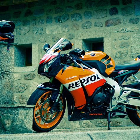 CBR Bike Wallpapers - Top Free CBR Bike Backgrounds - WallpaperAccess