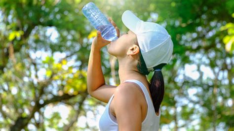 The Ingredient Duo For Hydration-Boosting Electrolyte Water At Home