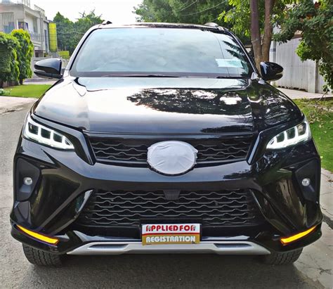 Toyota Fortuner Legender 2022 - Car Zone