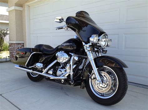 2006 Harley-Davidson® FLHX/I Street Glide® (Vivid Black), San ...