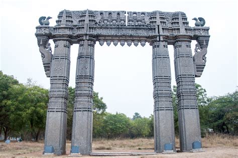 D'source Warangal Fort | Warangal Fort and Temple Architecture | D ...