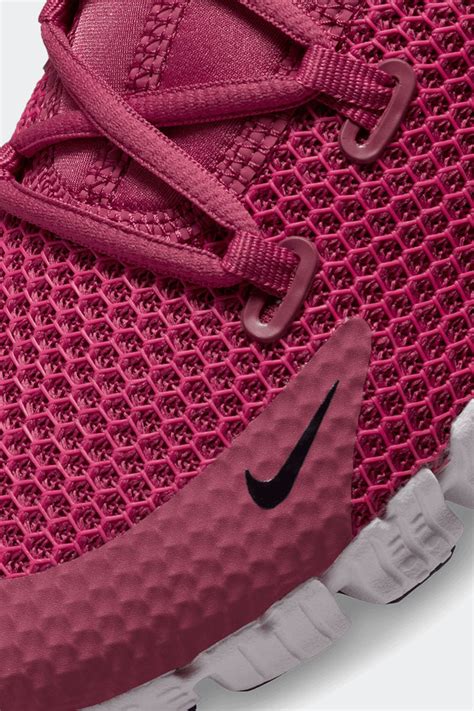 Nike Free Metcon 4 Sweet Beet/Cave Purple | Stylerunner